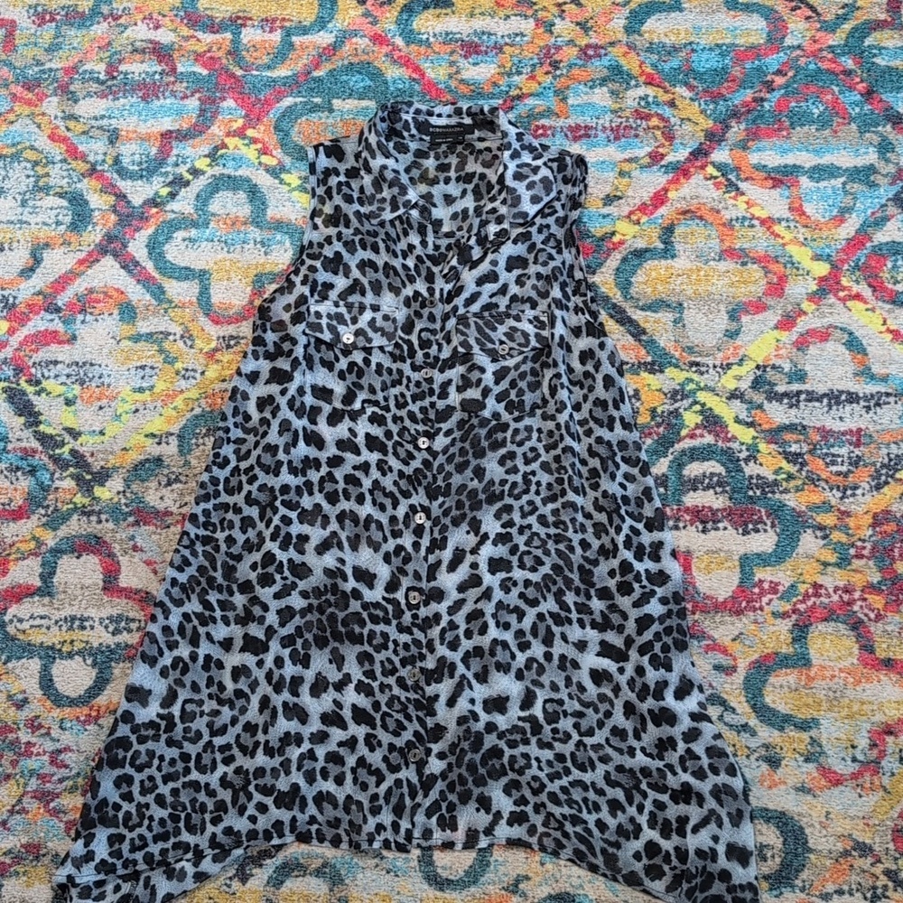 BCBG MaxAzria Gray Leopard Print Tunic Blouse XS